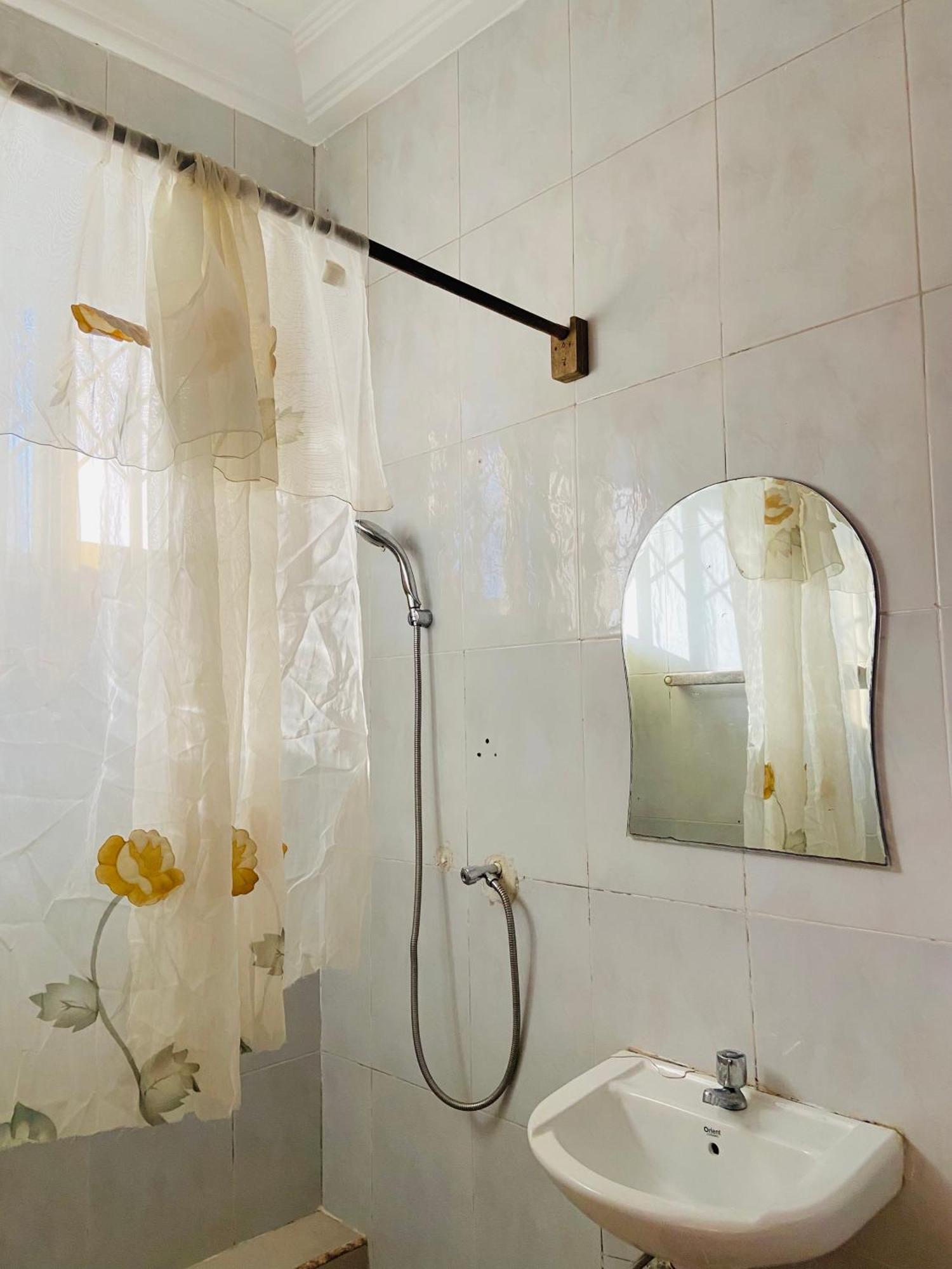 Heaven Gate Hotel أكرا المظهر الخارجي الصورة