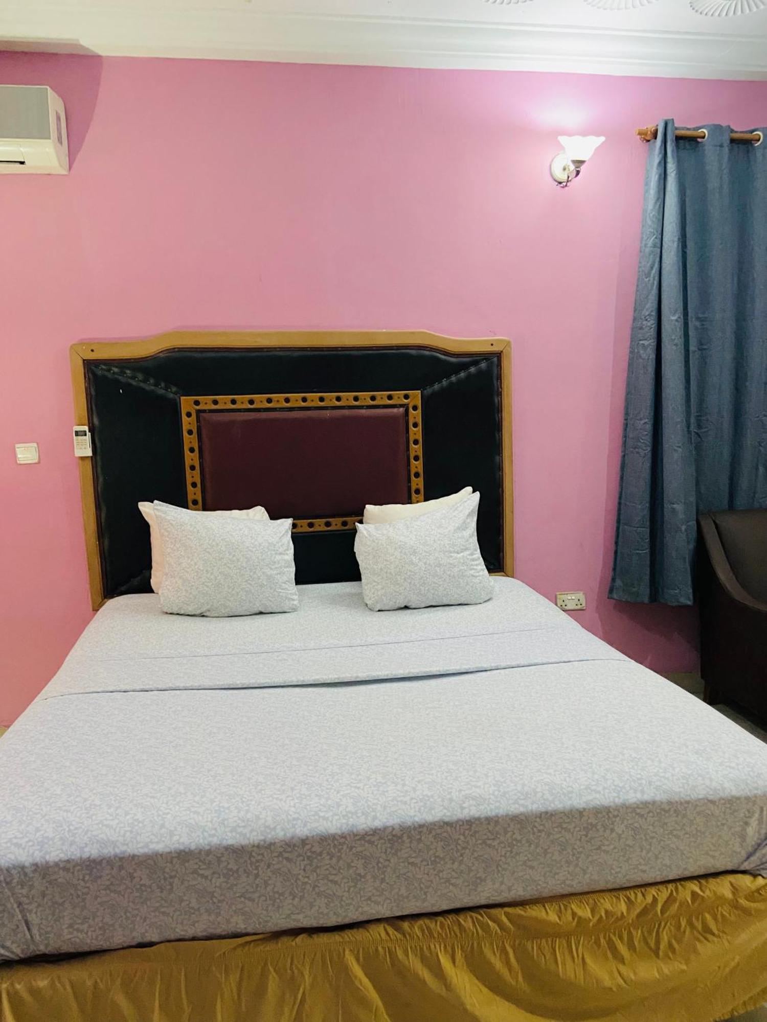 Heaven Gate Hotel أكرا المظهر الخارجي الصورة